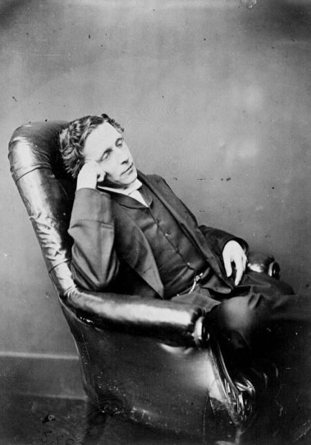lewis carroll writing style